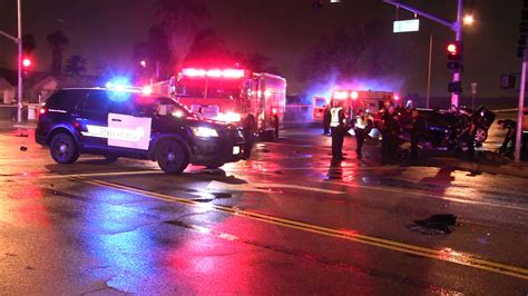 2 killed in rollover crash in San Bernardino County